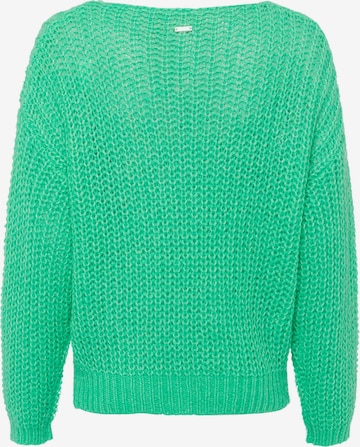 Pullover di zero in verde