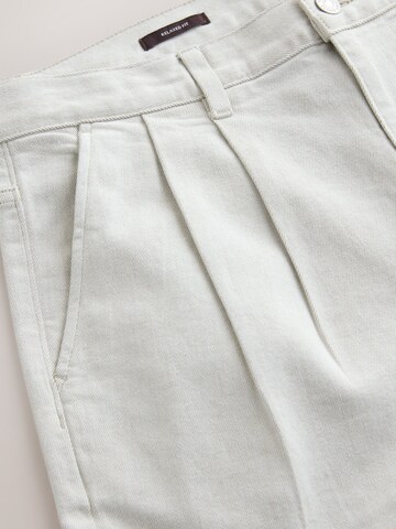 Loosefit Jean à pince 'N. Premium' Next en blanc