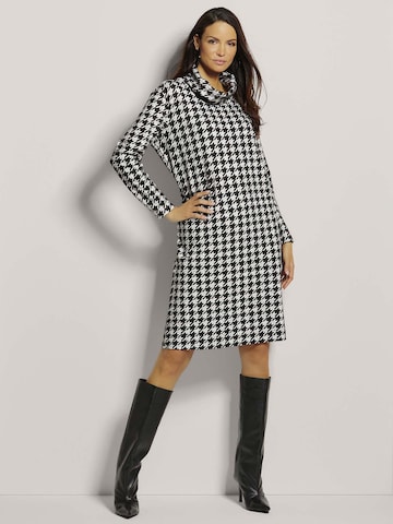 MADELEINE Kleid in Schwarz