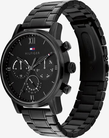 TOMMY HILFIGER Uhr in Schwarz