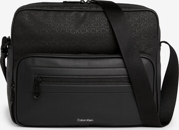 Calvin Klein Crossbody Bag in Black: front