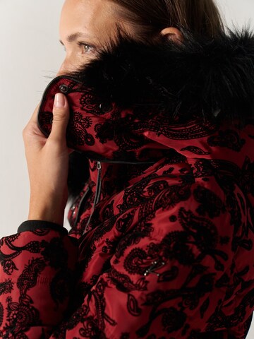 KOROSHI - Chaqueta de invierno en rojo