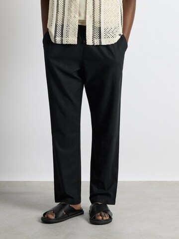 Burocs Regular Pants in Black: front