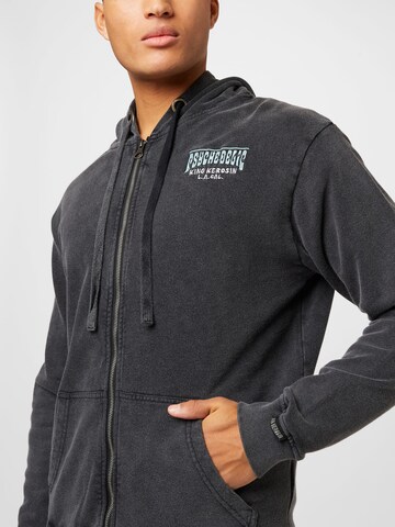 King Kerosin Zip-Up Hoodie in Black