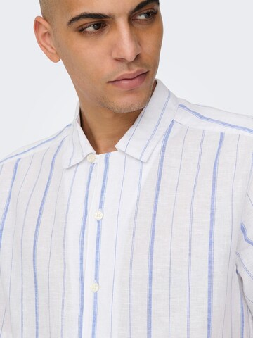 Only & Sons - Ajuste regular Camisa 'CAIDEN' en blanco