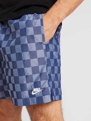 Nike Sportswear Regular Broek 'CLUB' in Blauw