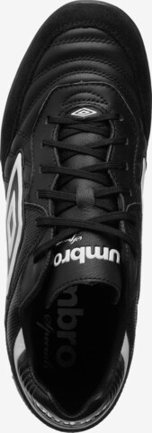 Chaussure de foot UMBRO en noir