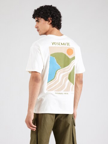 JACK & JONES T-shirt 'JORYOSEMITE' i vit: framsida