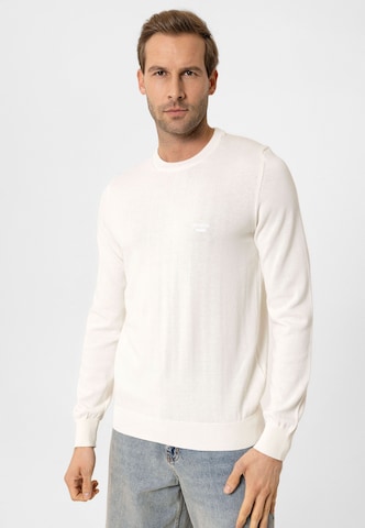 Moxx Paris Sweater in White: front