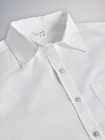The Set Blouse in Wit
