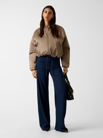 GUESS Jacke in Braun