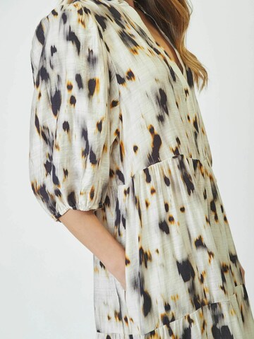 Robe-chemise 'Elisa' co'couture en blanc