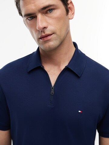 TOMMY HILFIGER Poloshirt in Blau