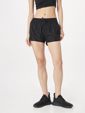 DARE2B Regular Sportshorts 'Sprint Up' in Schwarz: predná strana