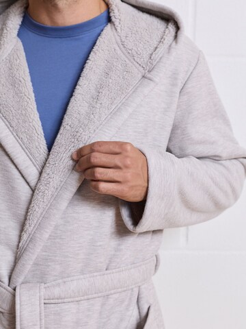 Next - Albornoz largo en gris