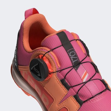 Chaussures basses 'Agravic Boa' ADIDAS TERREX en rose