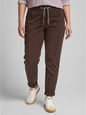 Tom Tailor Women + Slimfit Hose in Braun: Vorderseite
