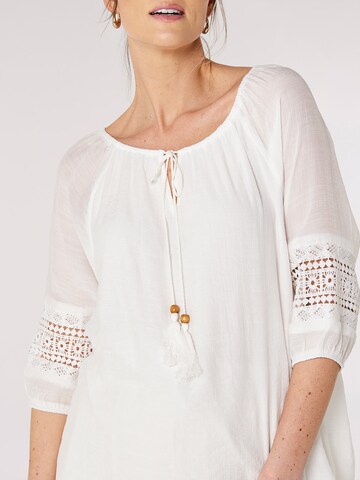 T-shirt Apricot en blanc