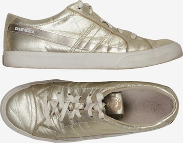DIESEL Sneaker 39 in Gold: Vorderseite