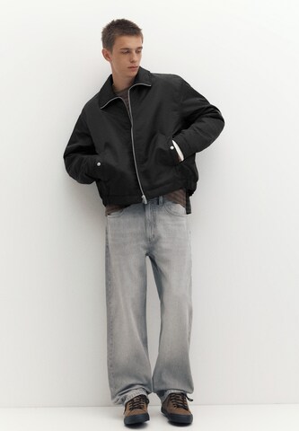 Pull&Bear Jacke in Schwarz