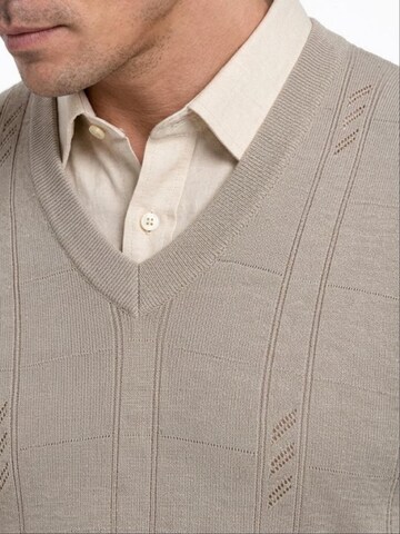 ALLTHEMEN Pullover 'Gitterlicht'‌‌ in Beige