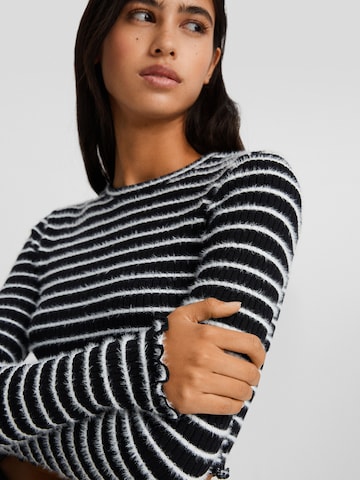 Bershka Pullover in Schwarz