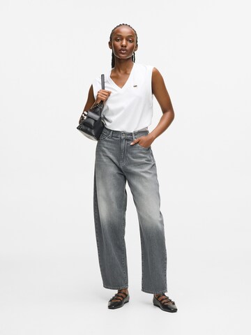 Karl Lagerfeld Szabványos Farmer 'IKON' - szürke: elől