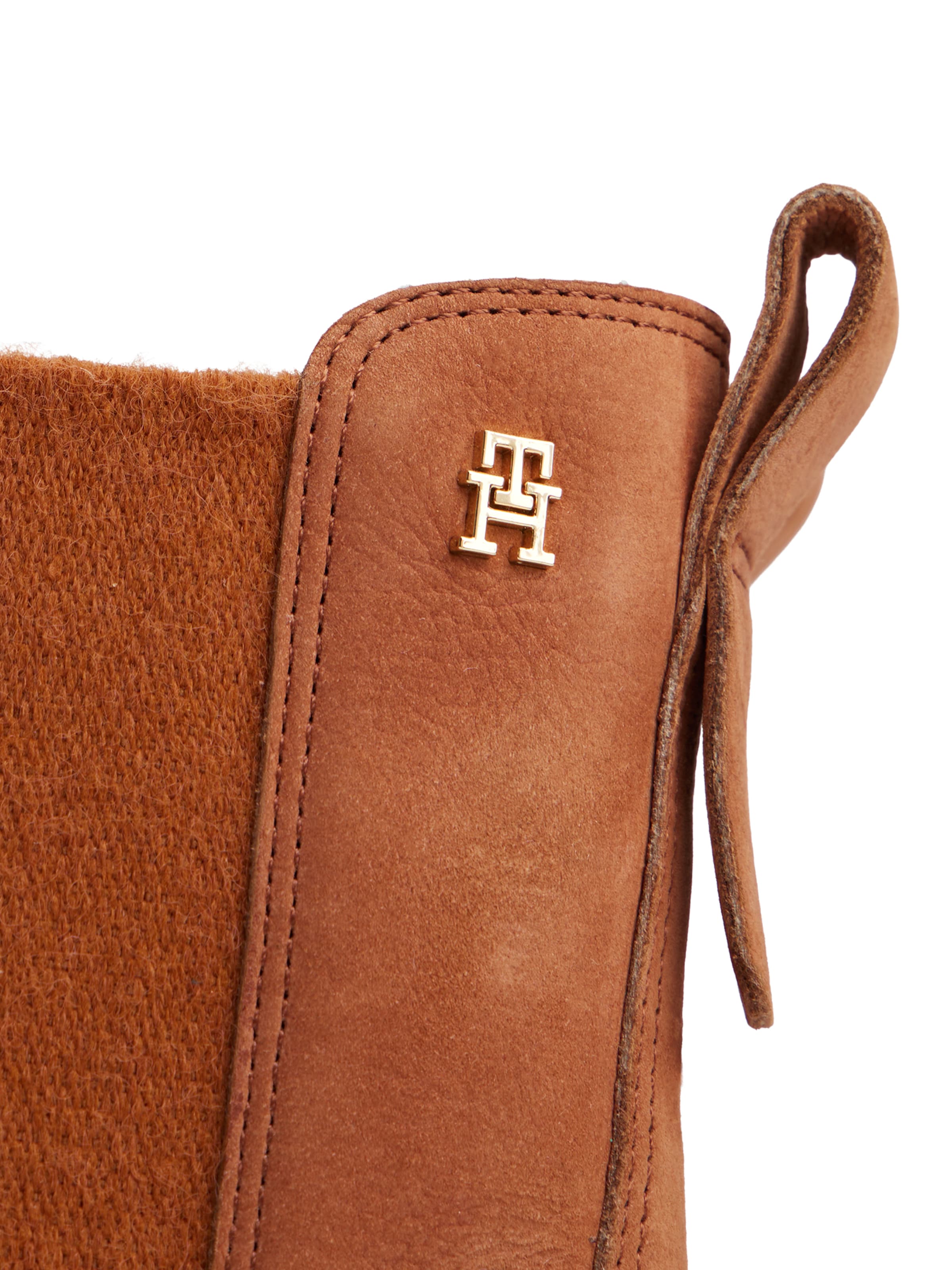 TOMMY HILFIGER Ботинки челси в Коричневый