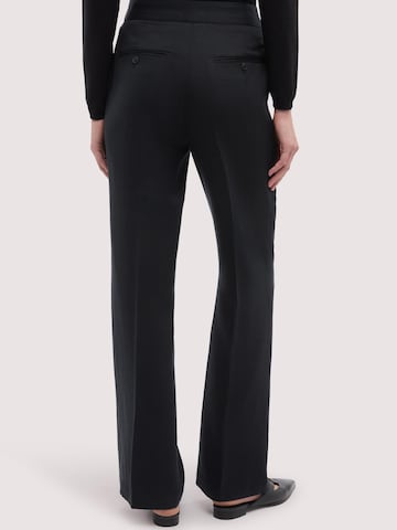 Trussardi - Pierna ancha Pantalón en negro