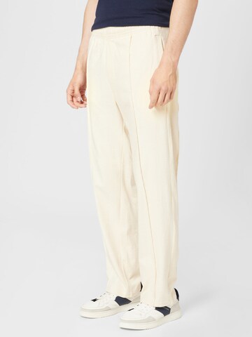 Loosefit Pantalon 'Ken' WEEKDAY en blanc : devant