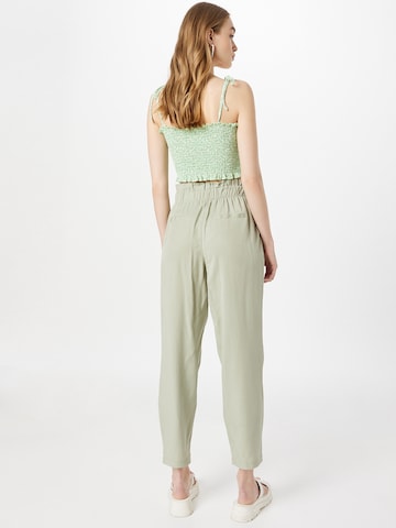 VERO MODA Loosefit Hose 'LILIANAEVANY' in Grün