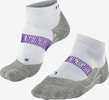 FALKE Athletic Socks 'RU4 Endurance Cool Short' in White: front
