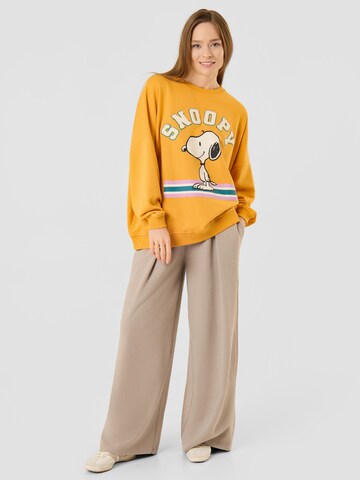 CODELLO Sweatshirt in Yellow