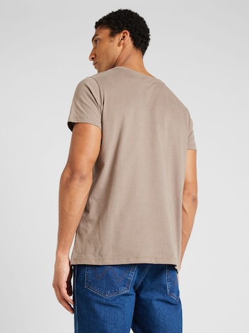 ONLY Carmakoma - Camiseta 'LERANA' en marrón