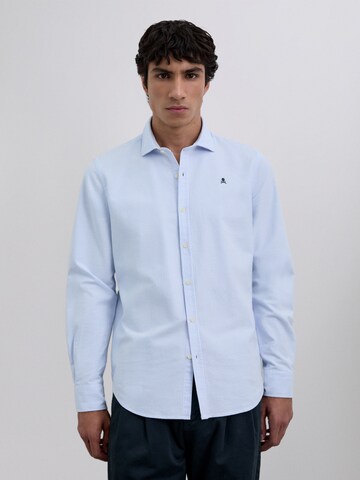 Scalpers Средняя посадка Рубашка 'Peach F' в Синий