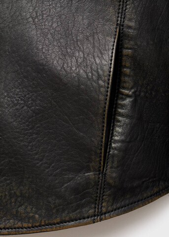 MANGO Übergangsjacke in Schwarz