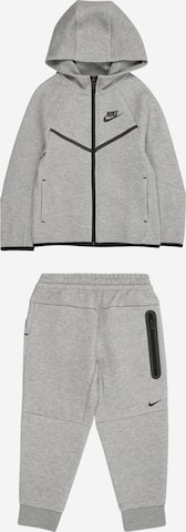 Trening 'TECH FLEECE' de la Nike Sportswear pe gri: față
