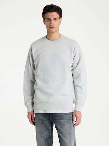 CHASIN' Sweatshirt 'Ido Fro' in Grey: front