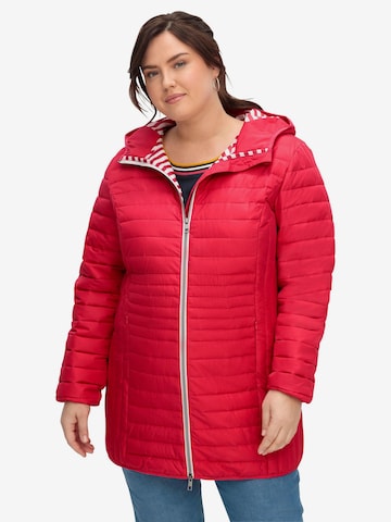 SHEEGO Between-Season Jacket in Red: front