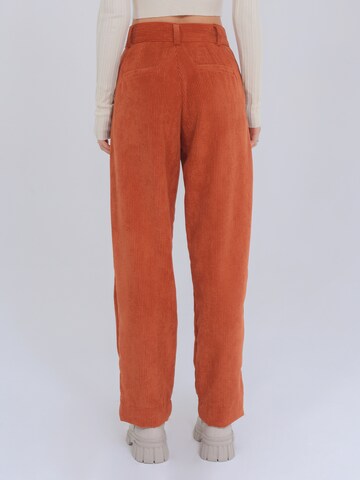 Wide Leg Pantalon à pince ' Alma ' FRESHLIONS en marron