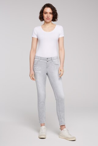 Soccx Slimfit Jeans 'Mira' in Grau