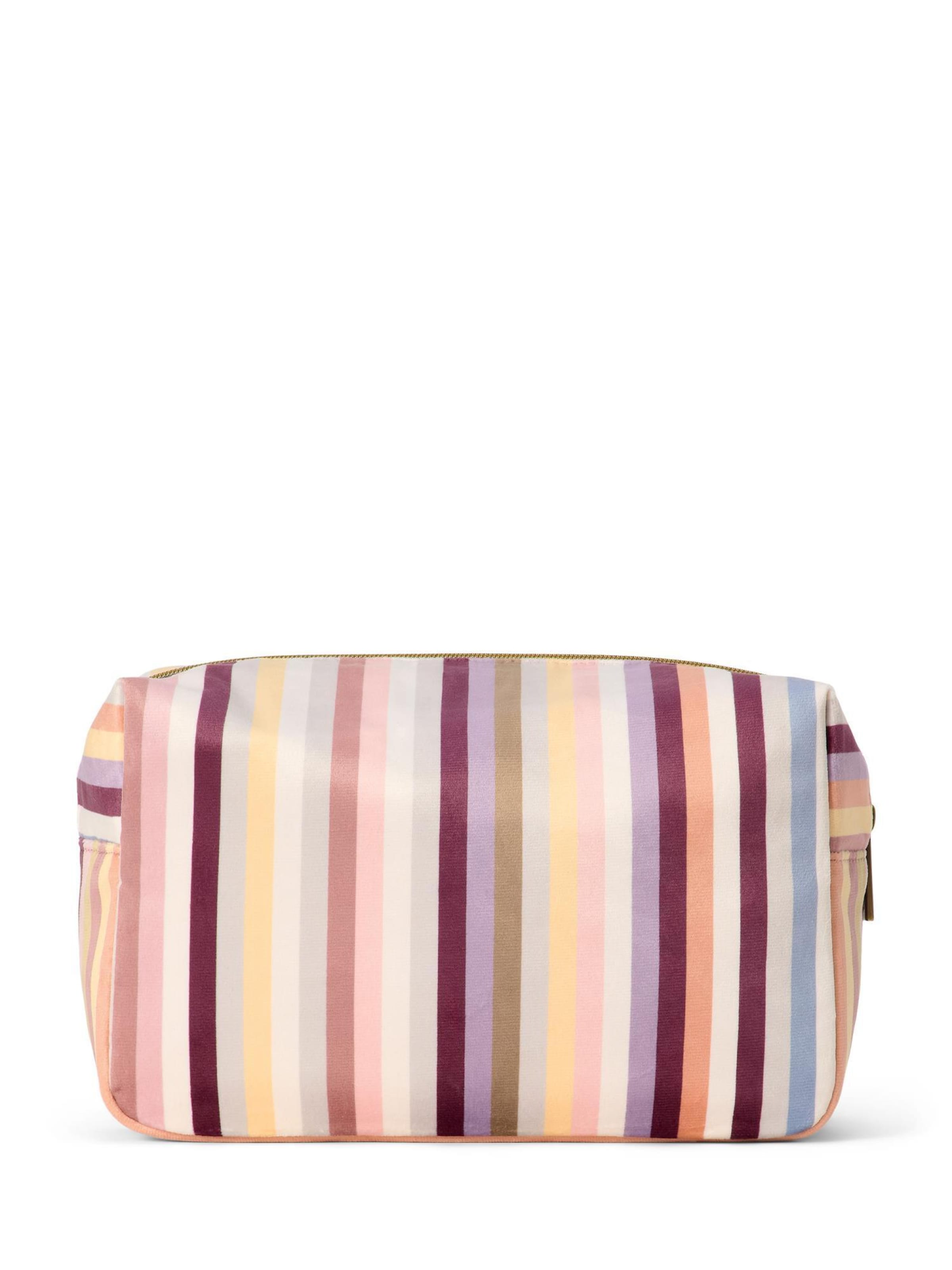 ESSENZA Toiletry Bag 'Pepper Donna' in Purple