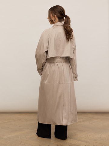 noar studios Between-seasons coat 'SUEDE COAT' in Beige