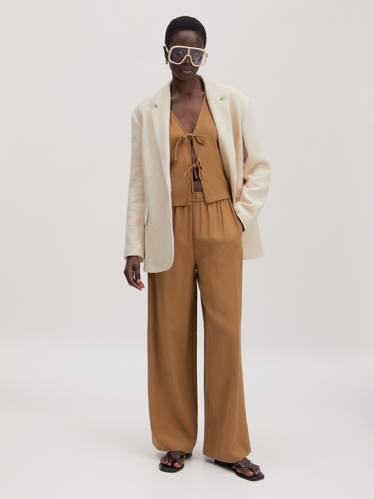 EDITED Produits Pantalon 'Cataleya' marron