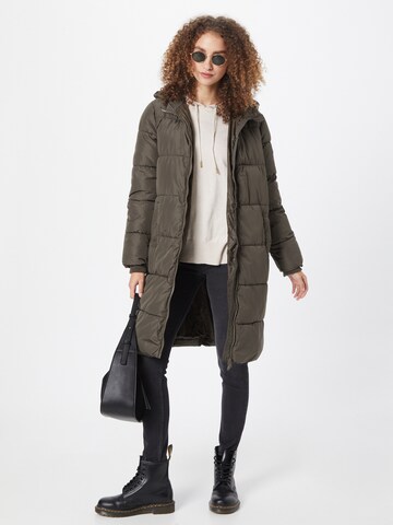 Manteau d’hiver 'BEE' PIECES en vert