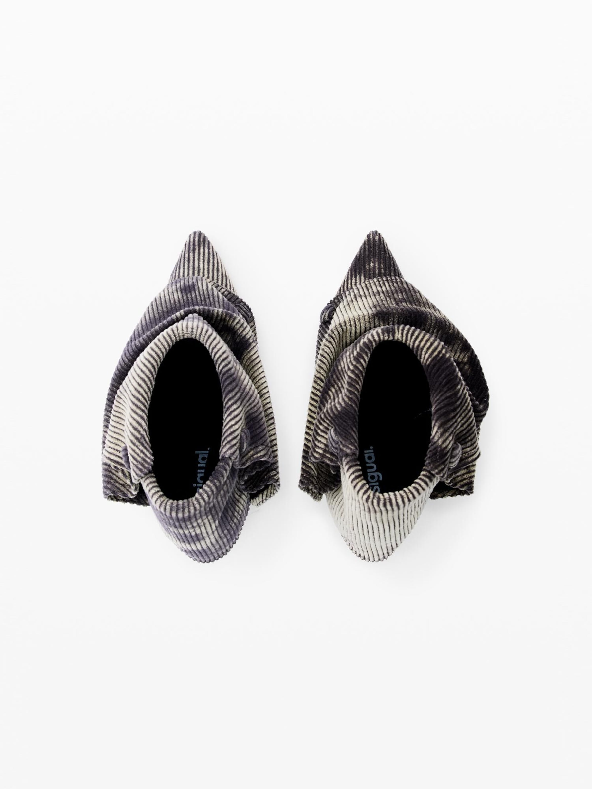 Desigual Gležnarji | bež barva