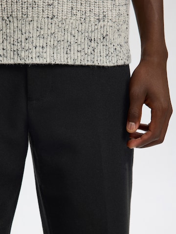 Regular Pantalon à plis 'SLH196' SELECTED en noir