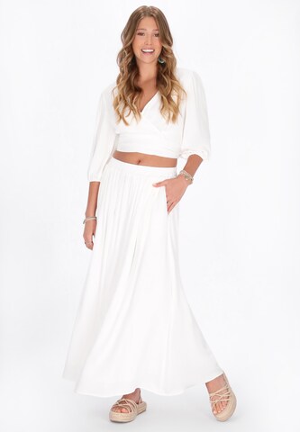 IZIA Skirt in White