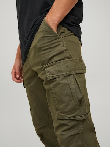 Regular Pantalon cargo 'JPSTACE JJTUCKER' JACK & JONES en vert