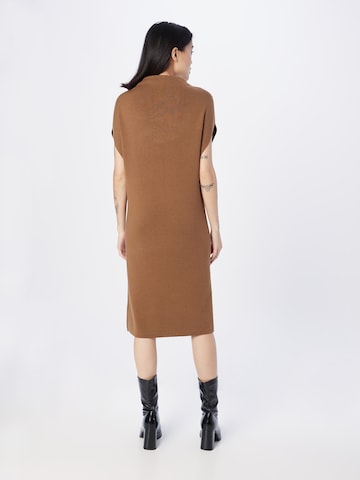 Club Monaco - Vestido de punto en beige